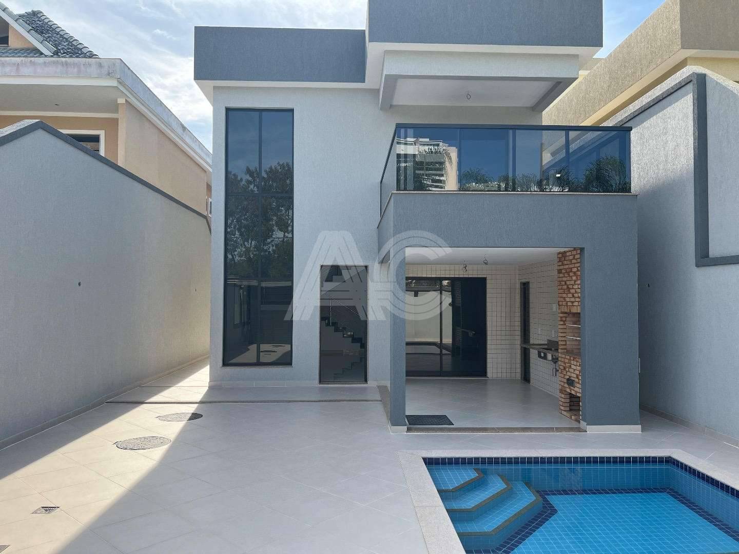 Casa de Condomínio à venda com 4 quartos, 240m² - Foto 2