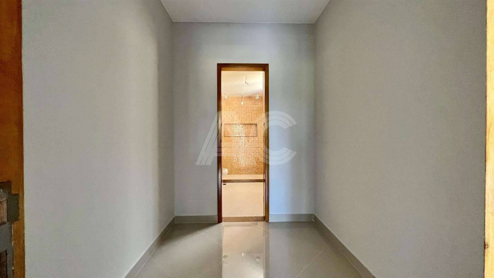 Casa de Condomínio à venda com 4 quartos, 240m² - Foto 18