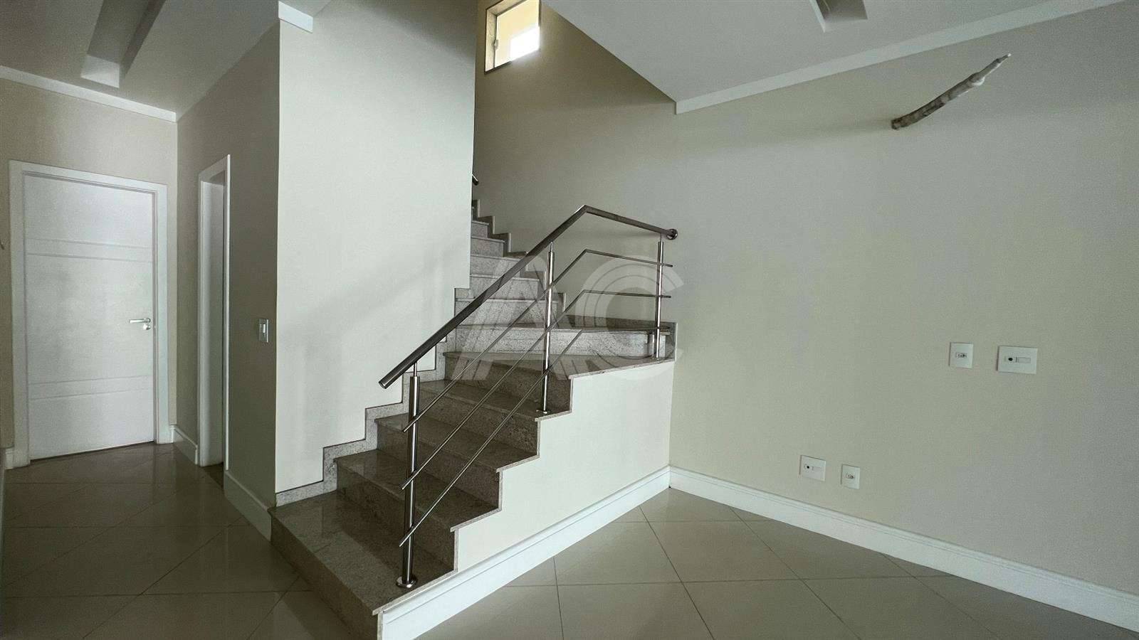 Casa de Condomínio à venda com 4 quartos, 250m² - Foto 13