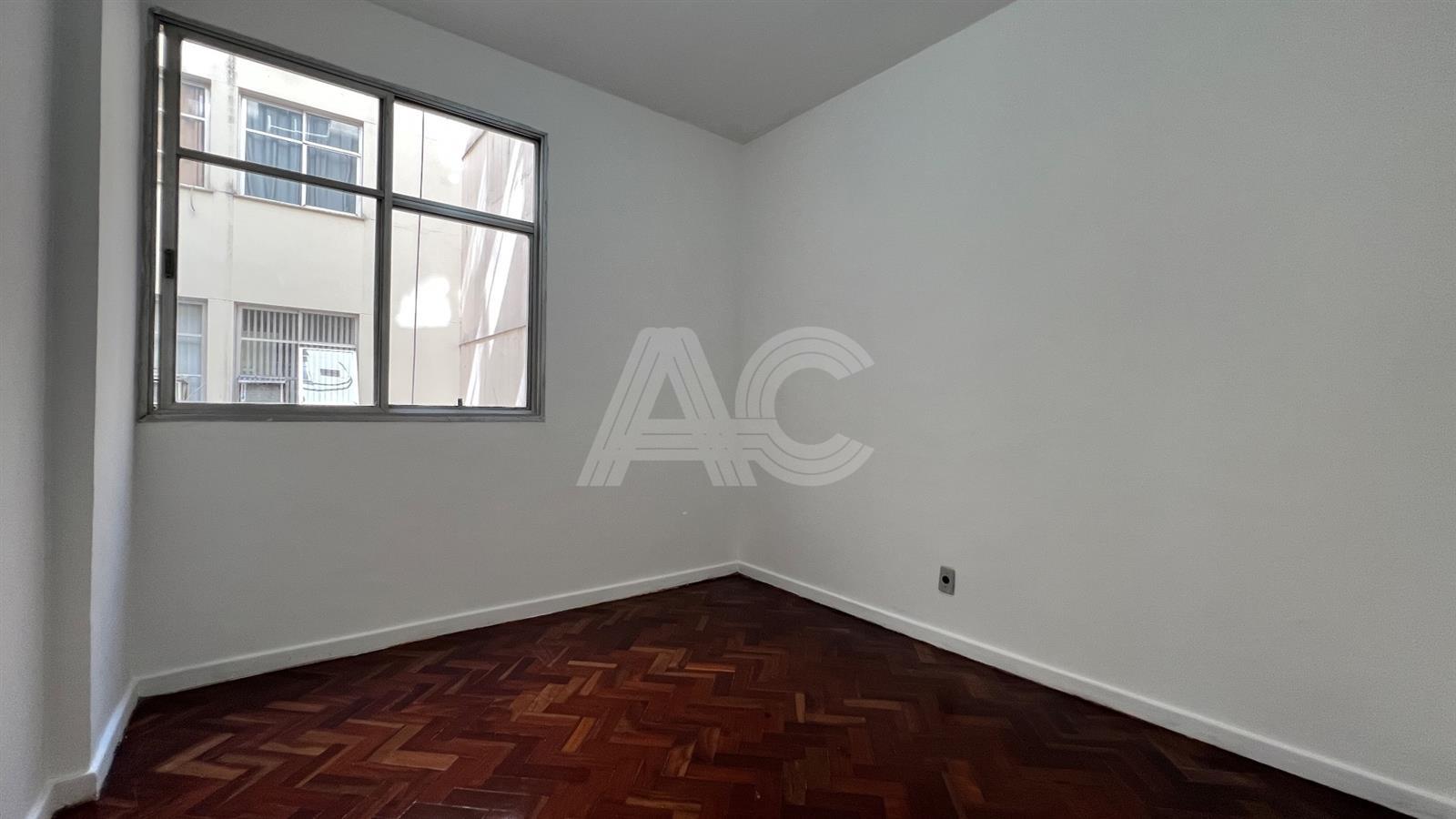 Apartamento à venda com 2 quartos, 70m² - Foto 10