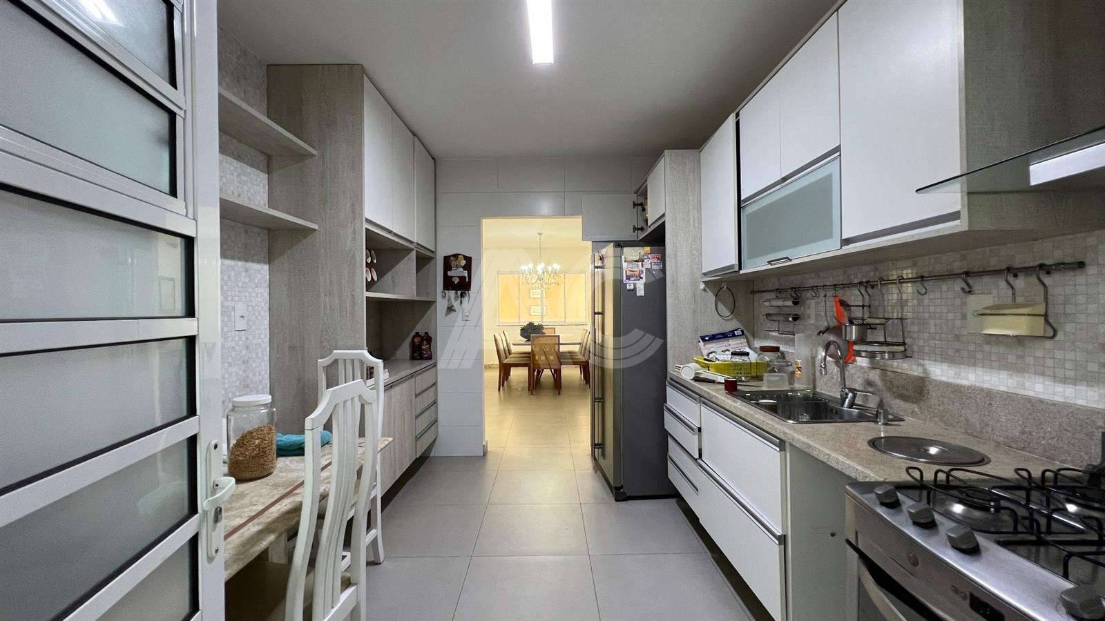 Casa de Condomínio à venda com 4 quartos, 540m² - Foto 11