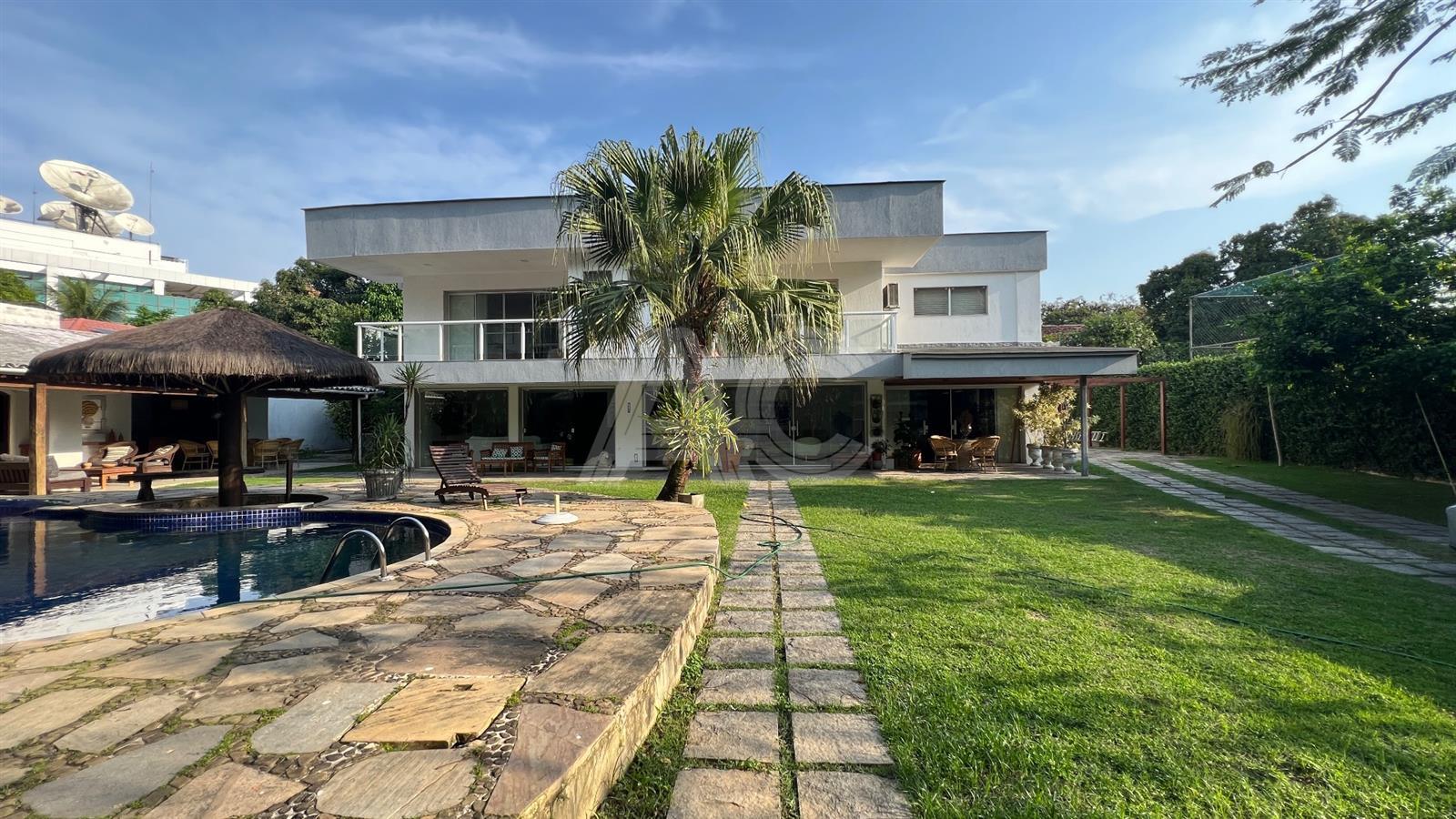 Casa de Condomínio à venda com 6 quartos, 631m² - Foto 1