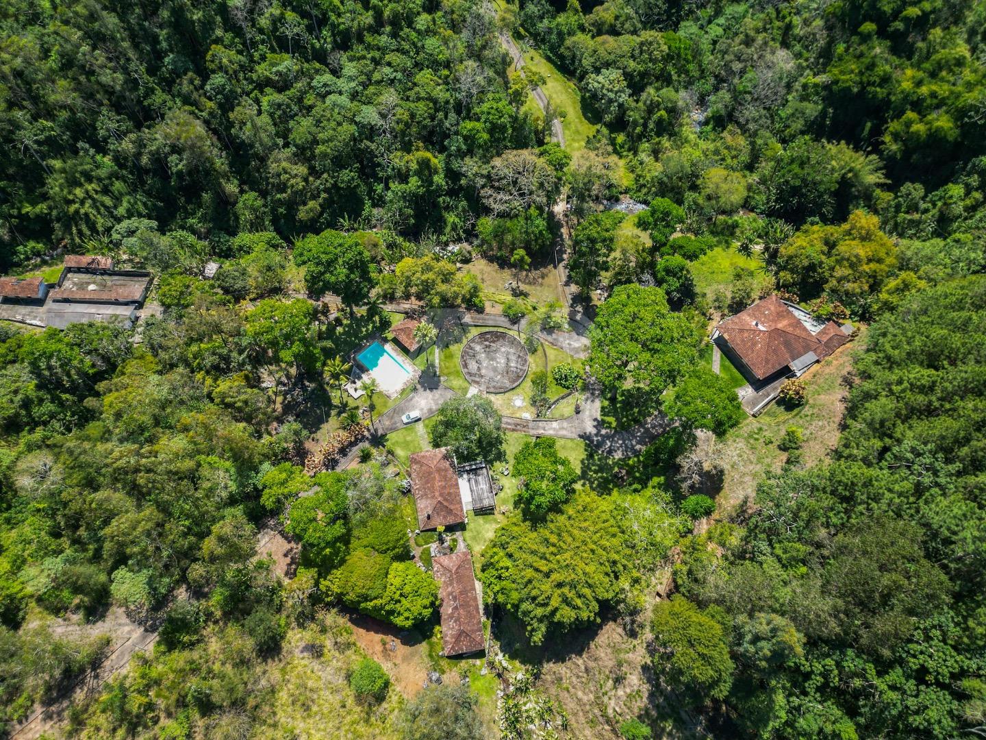 Fazenda à venda com 6 quartos, 149000m² - Foto 2