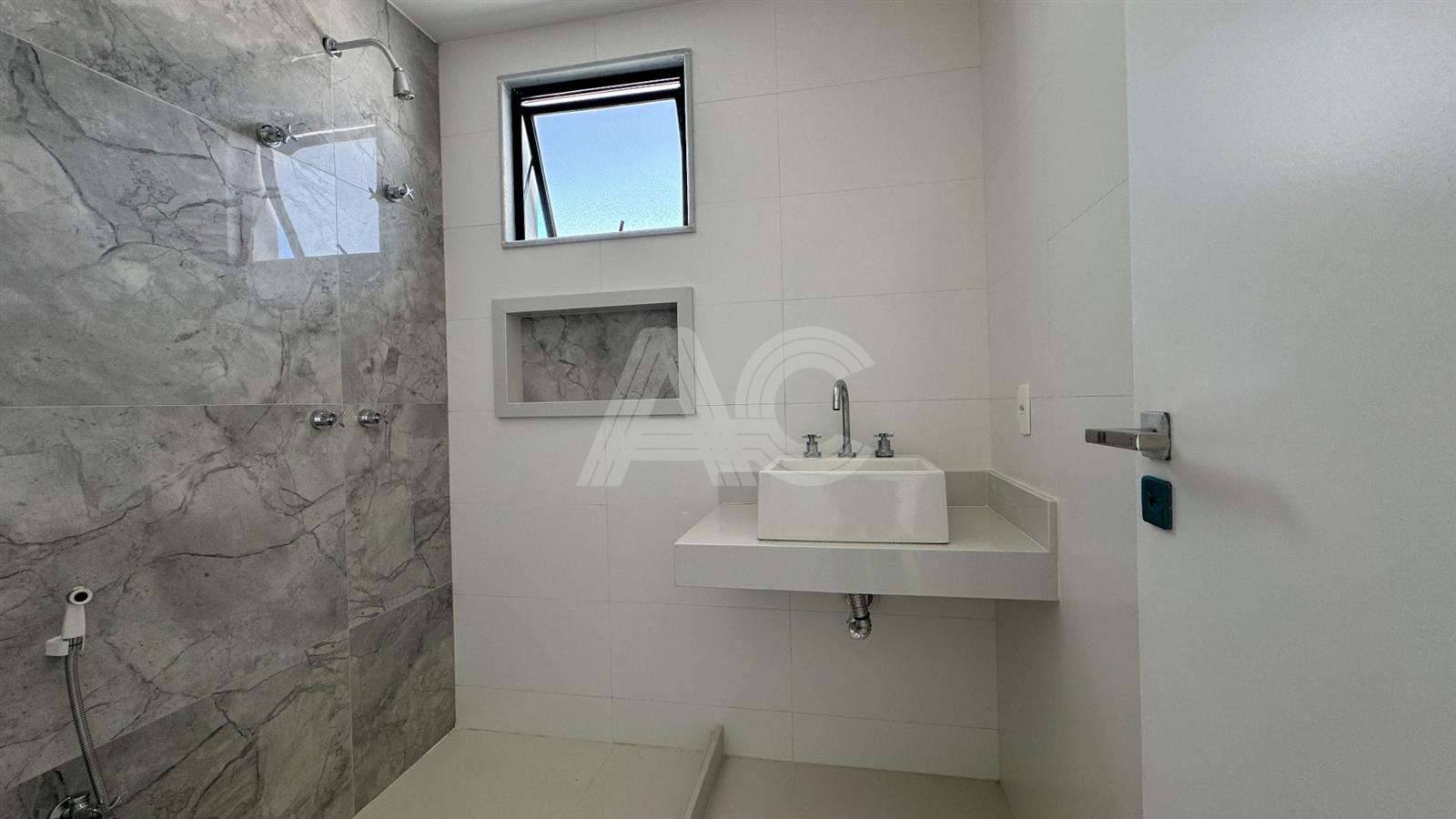 Casa de Condomínio à venda com 4 quartos, 350m² - Foto 16