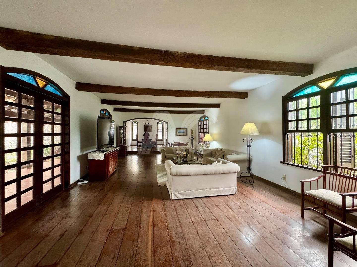 Casa de Condomínio à venda com 5 quartos, 407m² - Foto 5