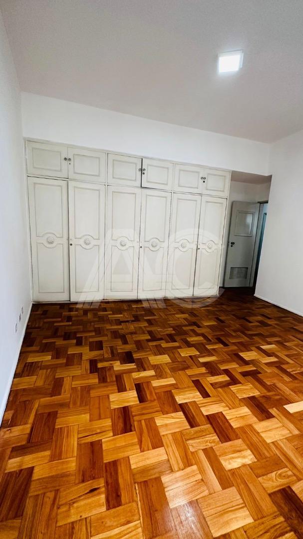 Apartamento à venda com 4 quartos, 206m² - Foto 13