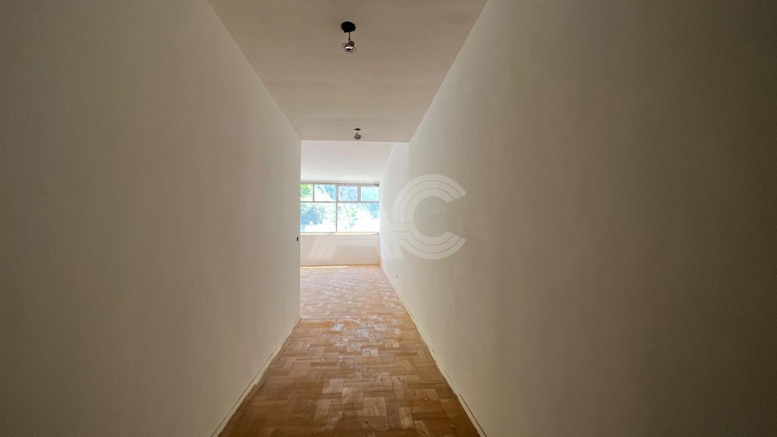 Apartamento à venda com 4 quartos, 206m² - Foto 11