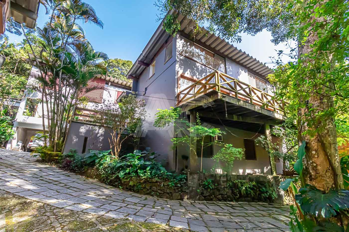 Casa de Condomínio à venda com 5 quartos, 384m² - Foto 4