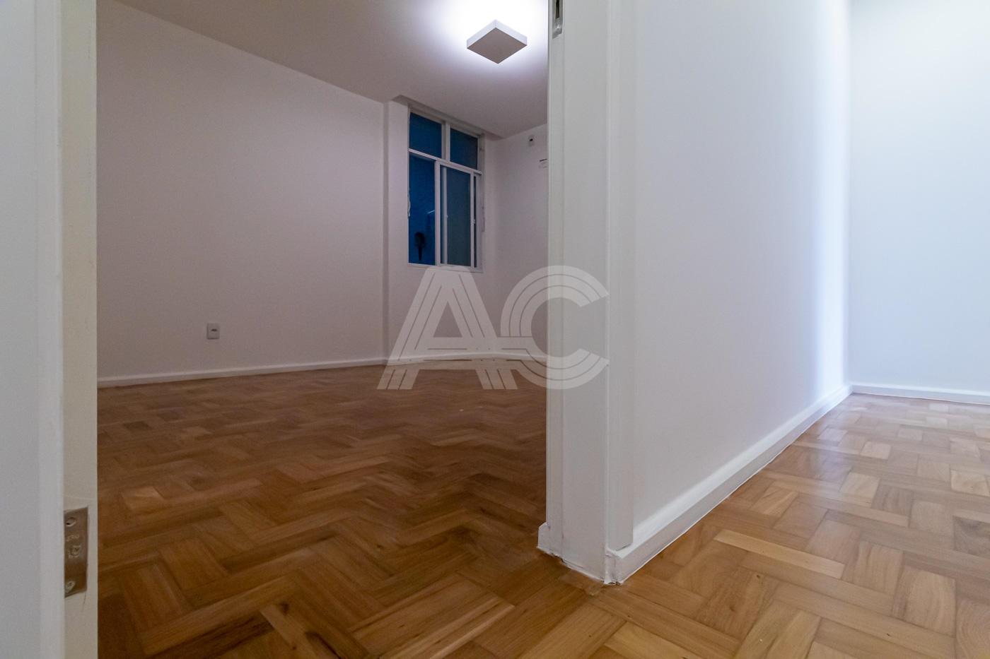 Apartamento à venda com 4 quartos, 330m² - Foto 32