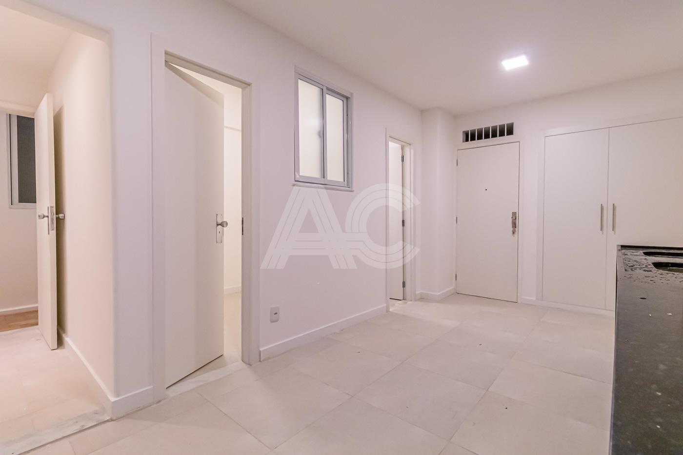 Apartamento à venda com 4 quartos, 330m² - Foto 35