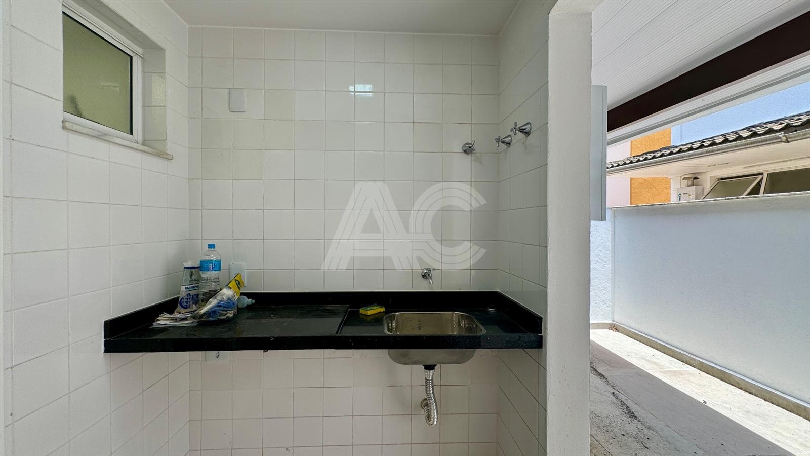 Casa de Condomínio à venda com 4 quartos, 226m² - Foto 26