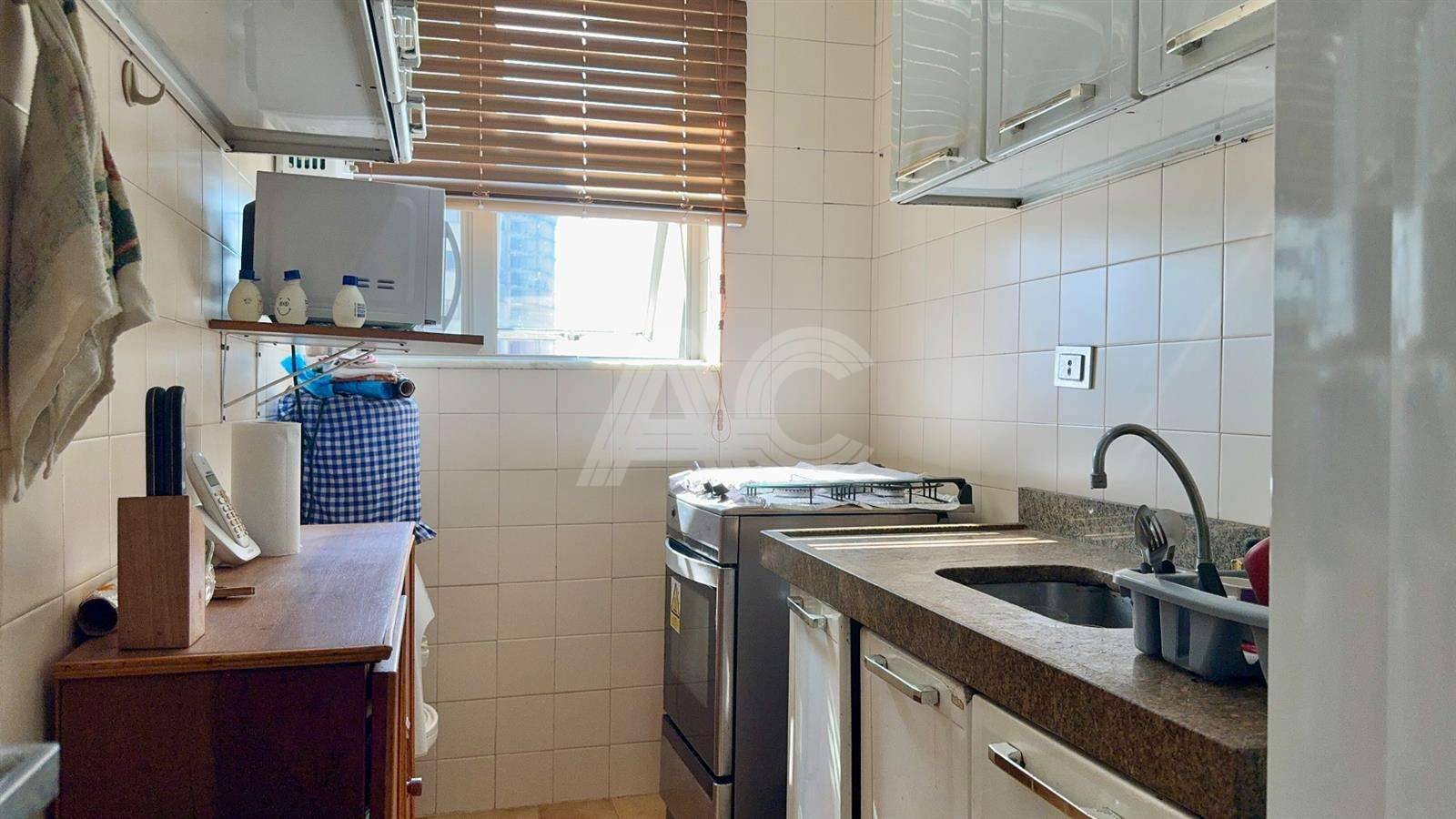 Apartamento à venda com 1 quarto, 61m² - Foto 14