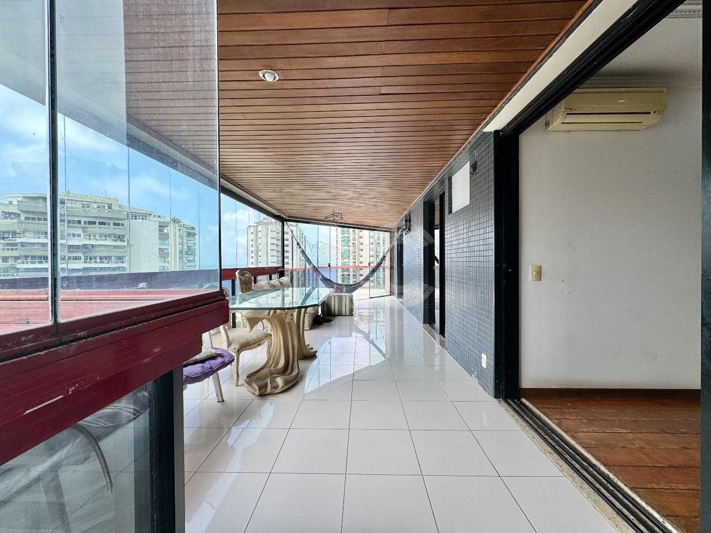 Cobertura à venda com 4 quartos, 286m² - Foto 2