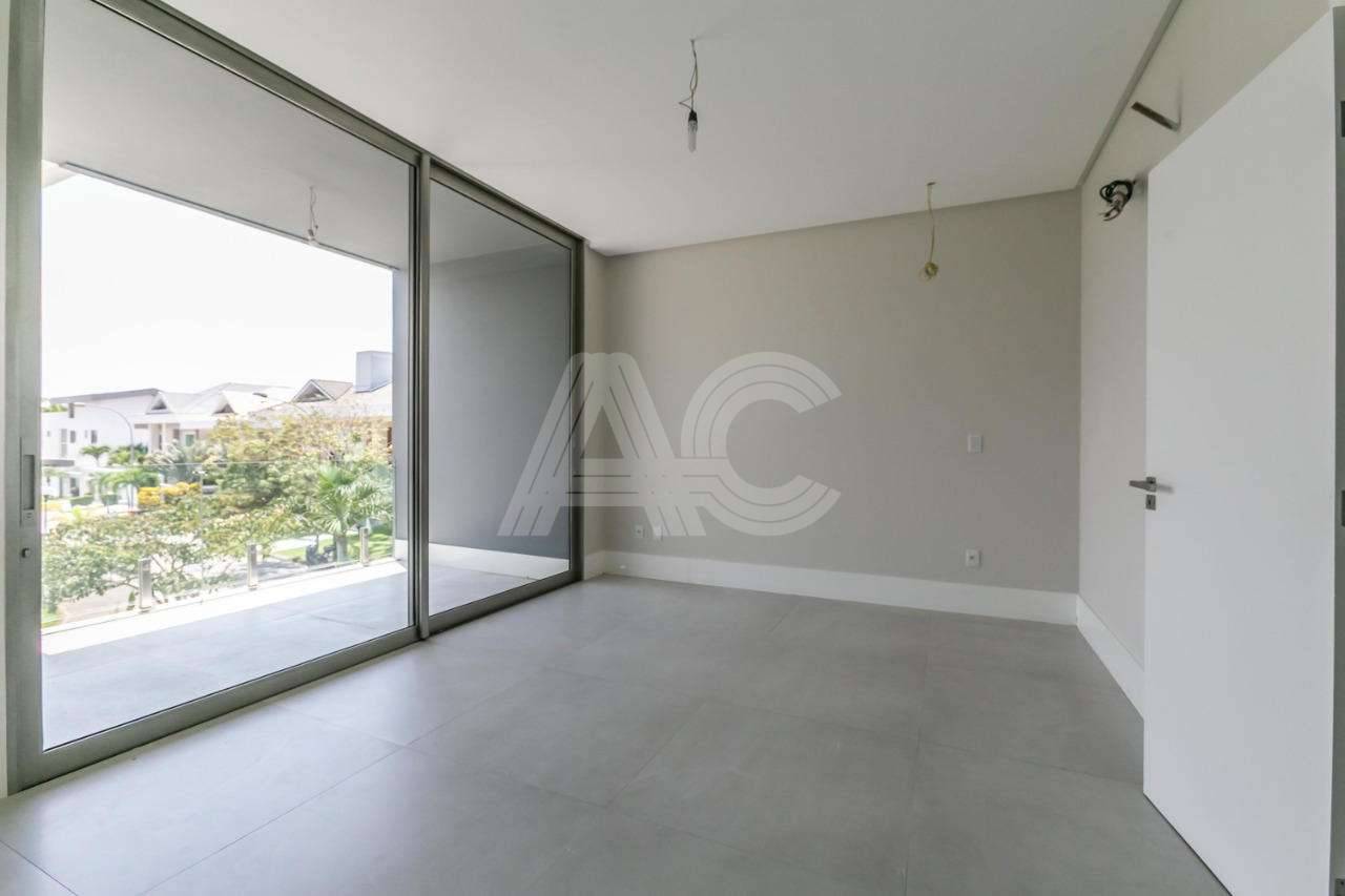 Casa de Condomínio à venda com 4 quartos, 600m² - Foto 24