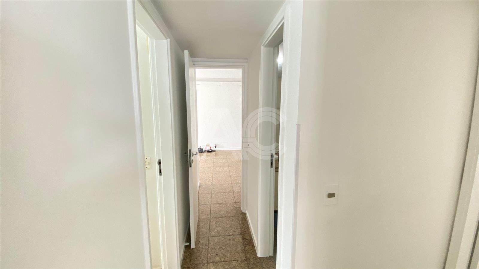 Apartamento à venda com 4 quartos, 145m² - Foto 17