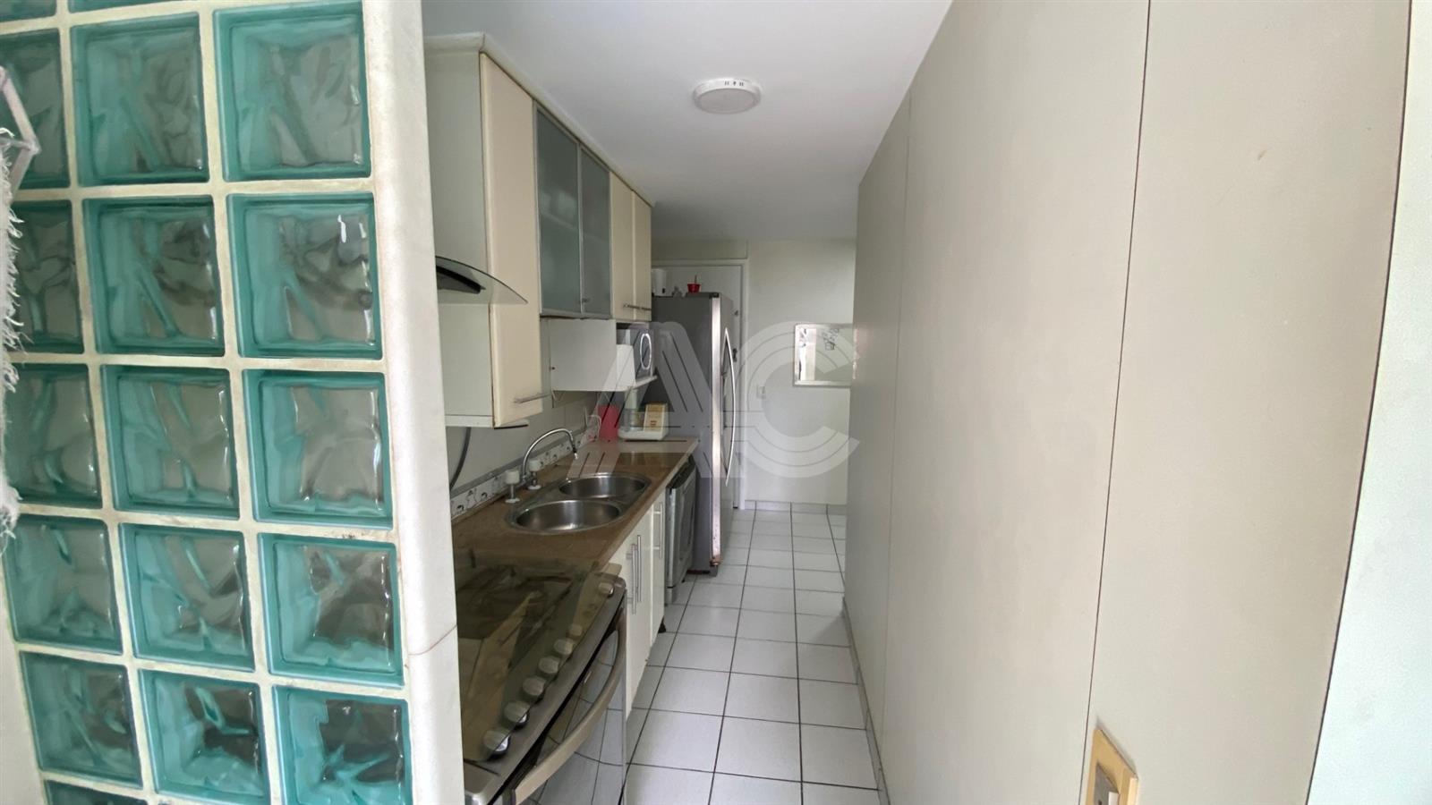 Apartamento à venda com 4 quartos, 145m² - Foto 32