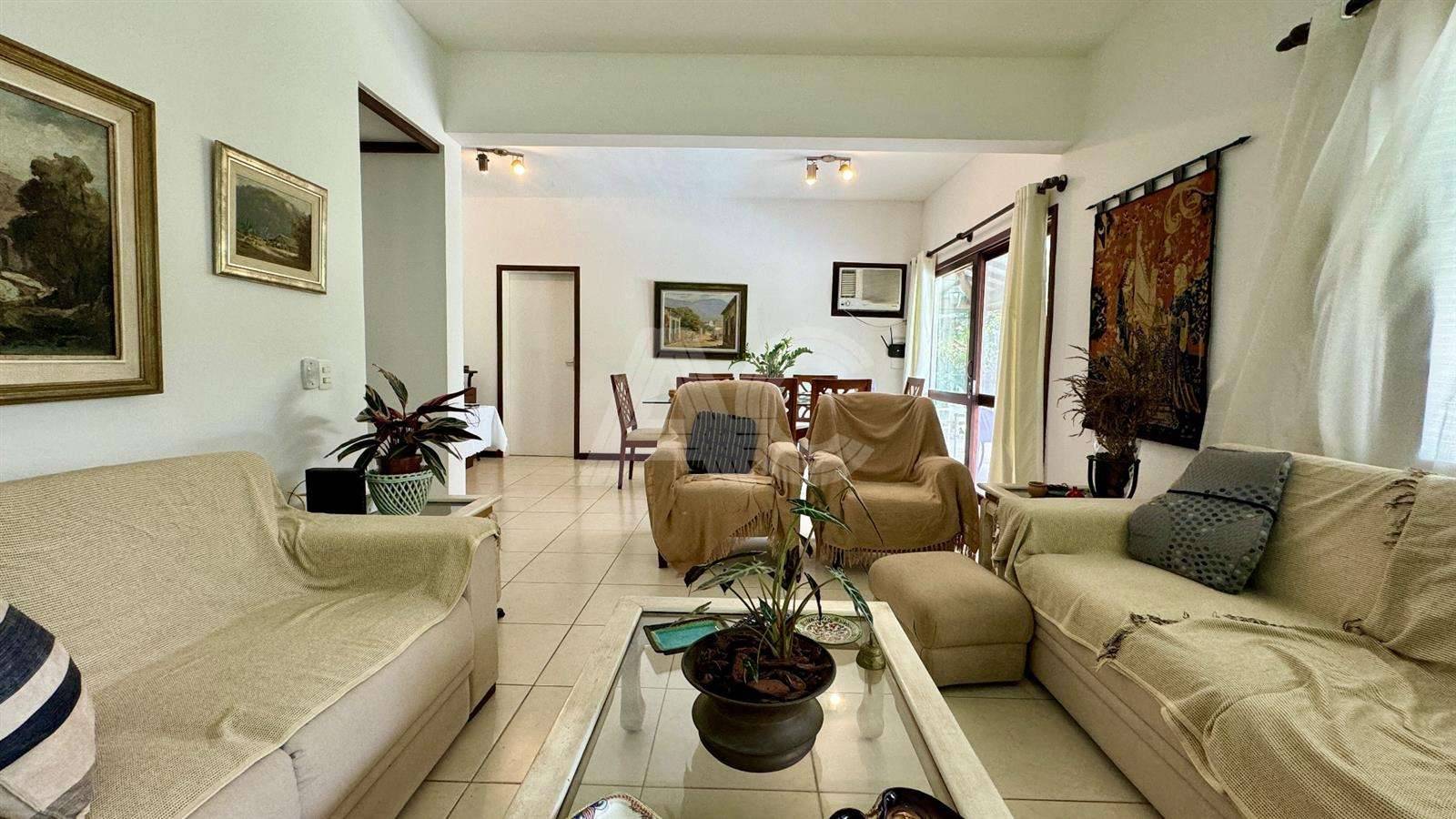 Casa de Condomínio à venda com 5 quartos, 560m² - Foto 18