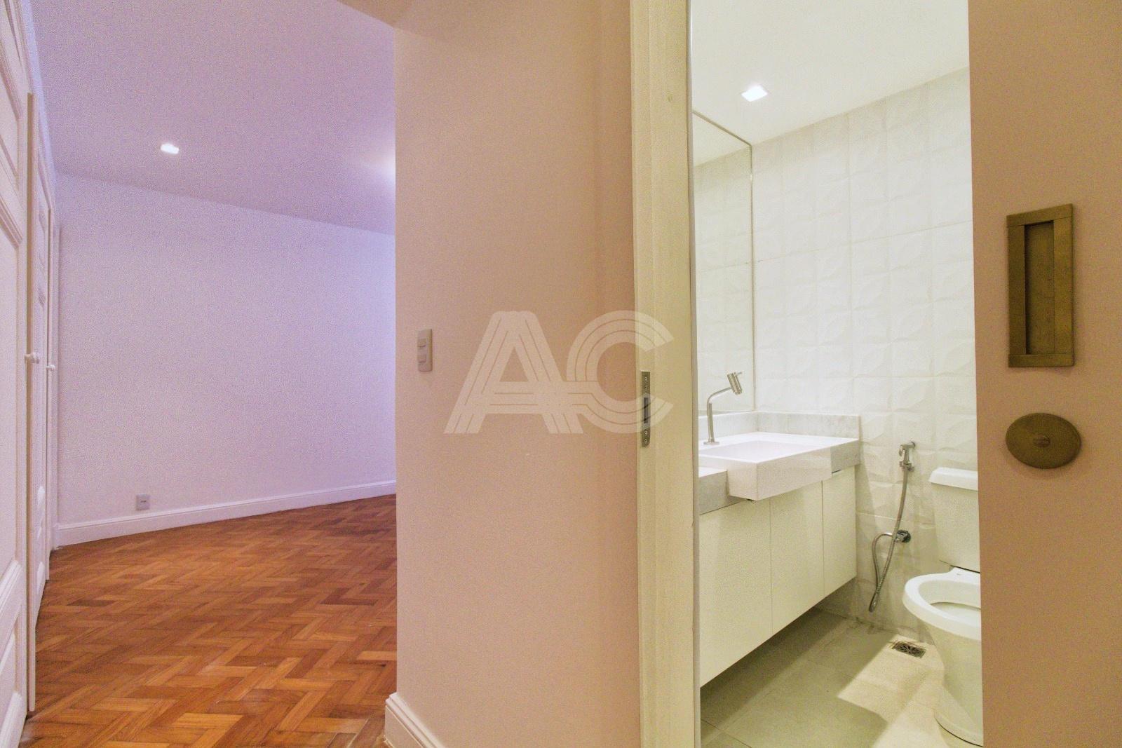 Apartamento à venda com 4 quartos, 320m² - Foto 29