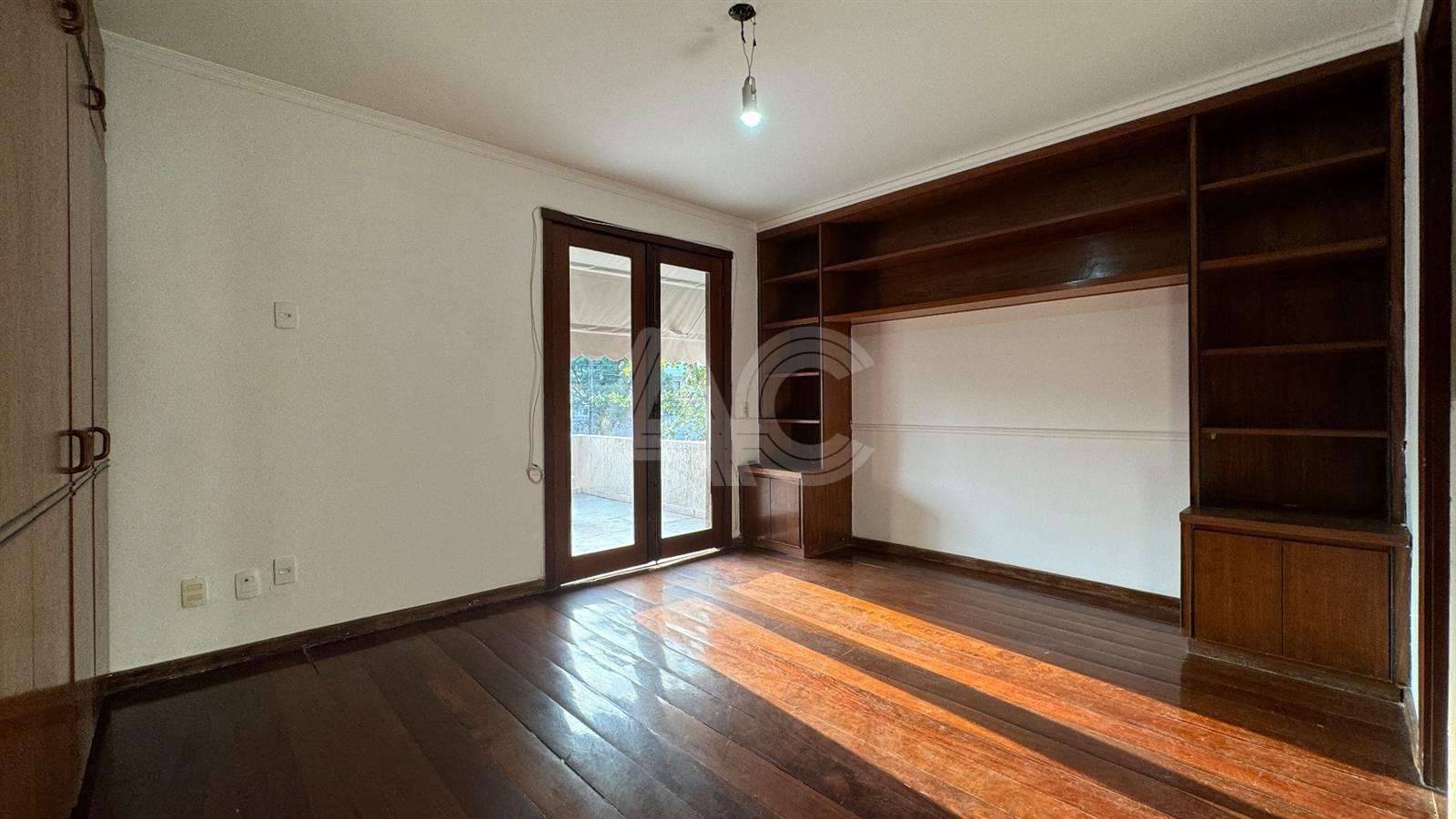 Casa de Condomínio à venda com 5 quartos, 420m² - Foto 16