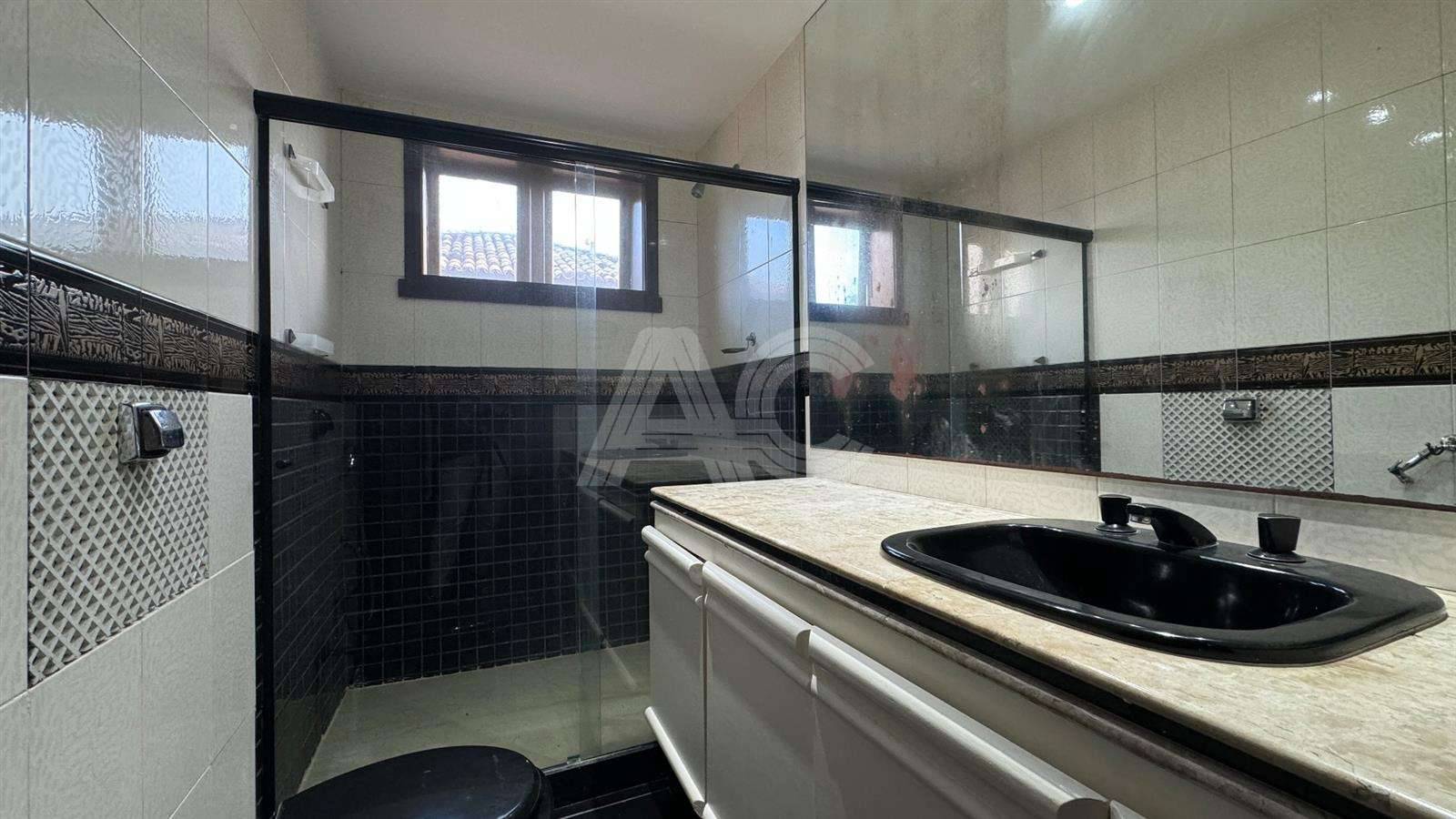 Casa de Condomínio à venda com 5 quartos, 420m² - Foto 25