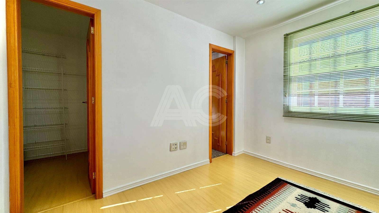 Casa de Condomínio à venda com 4 quartos, 440m² - Foto 26