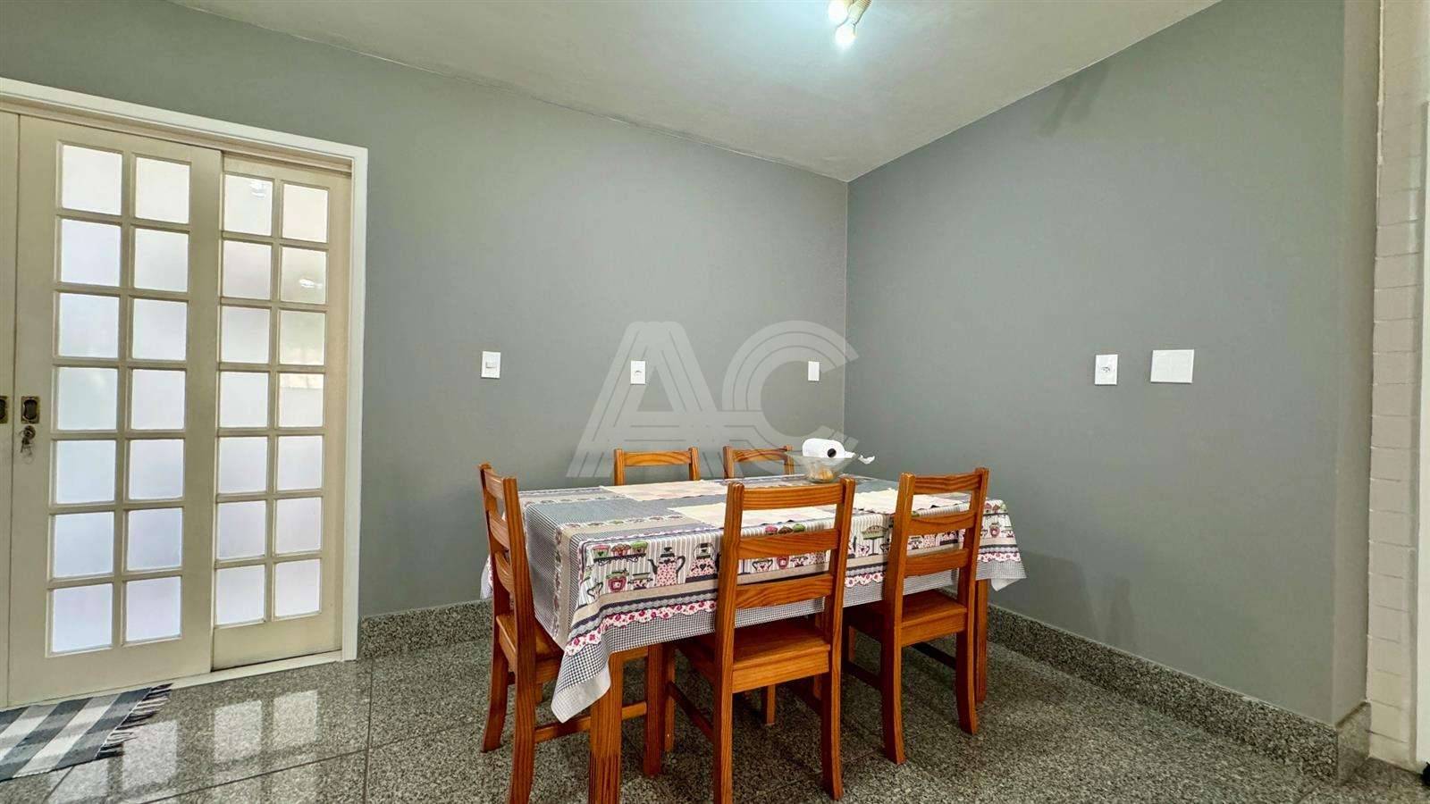 Casa de Condomínio à venda com 4 quartos, 440m² - Foto 13