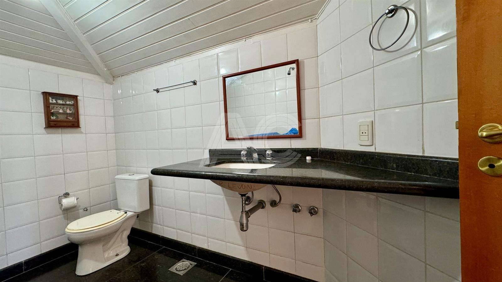 Casa de Condomínio à venda com 4 quartos, 440m² - Foto 33