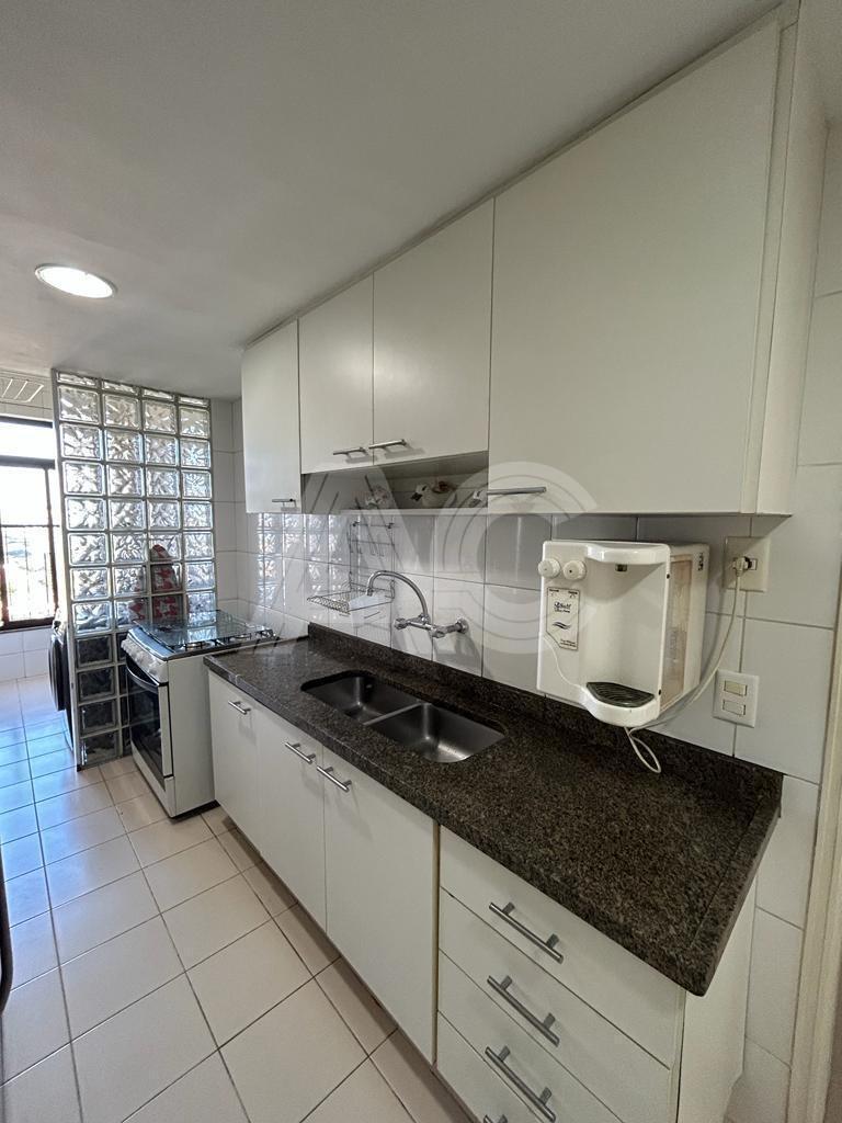 Apartamento à venda com 3 quartos, 107m² - Foto 11