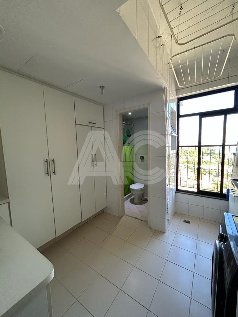 Apartamento à venda com 3 quartos, 107m² - Foto 16