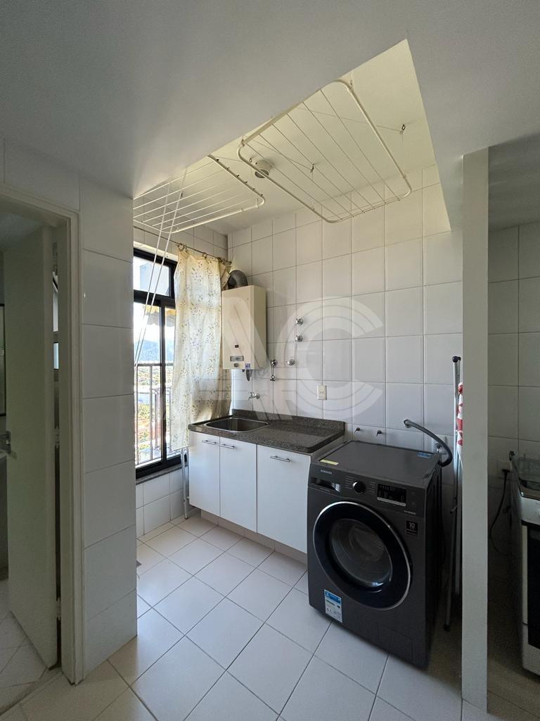 Apartamento à venda com 3 quartos, 107m² - Foto 15