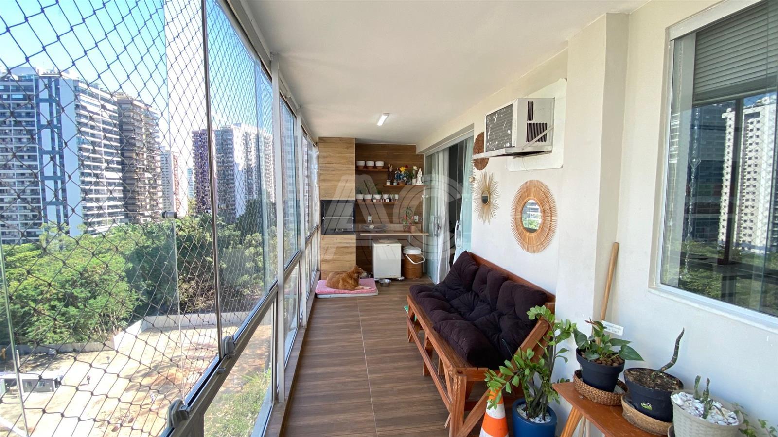 Apartamento à venda com 2 quartos, 85m² - Foto 4