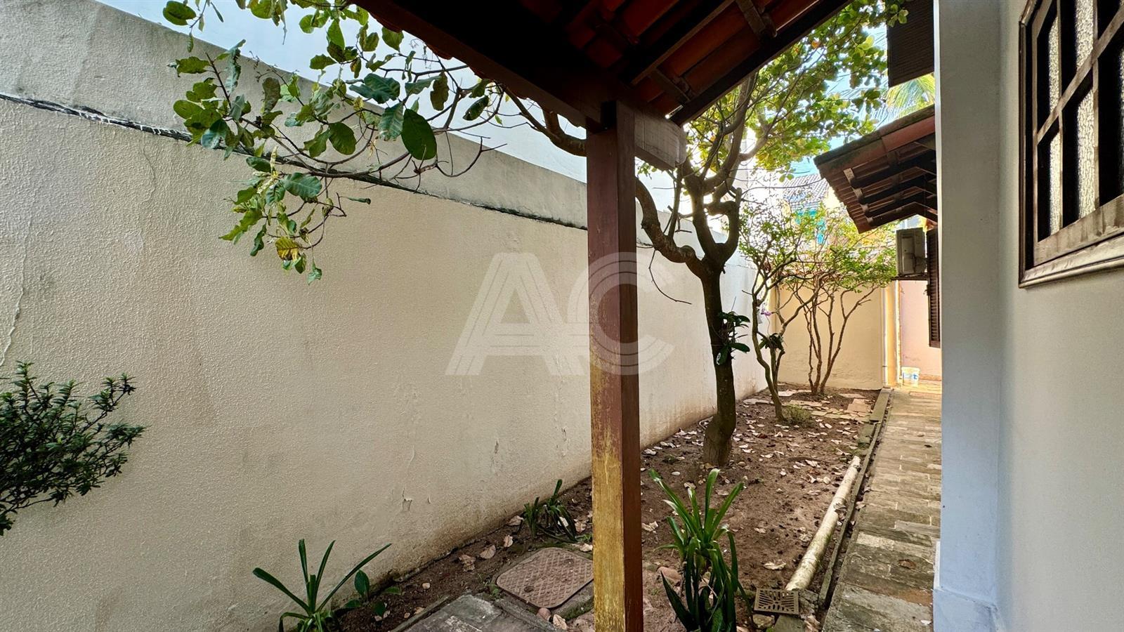 Casa de Condomínio à venda com 5 quartos, 454m² - Foto 4