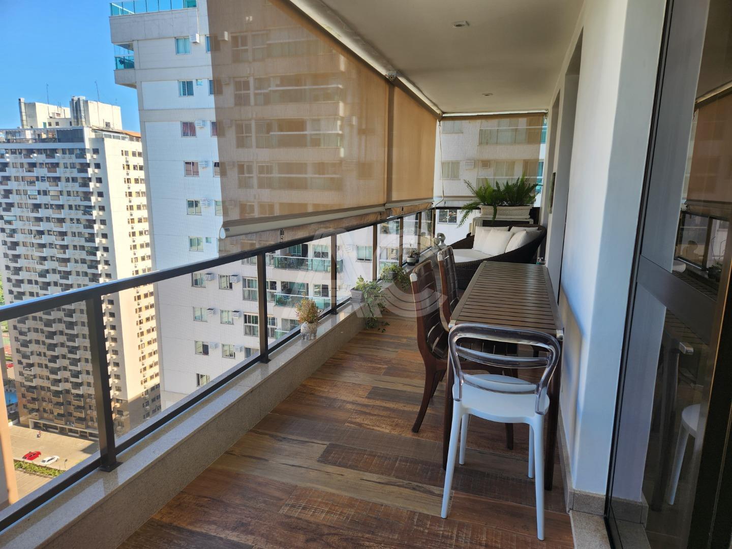 Apartamento à venda com 4 quartos, 145m² - Foto 4