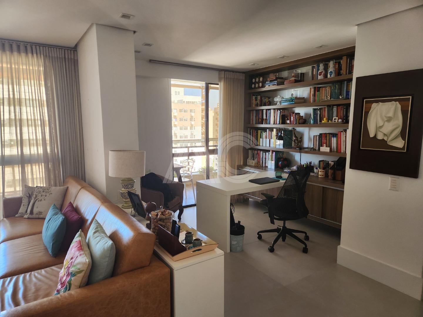 Apartamento à venda com 4 quartos, 145m² - Foto 8