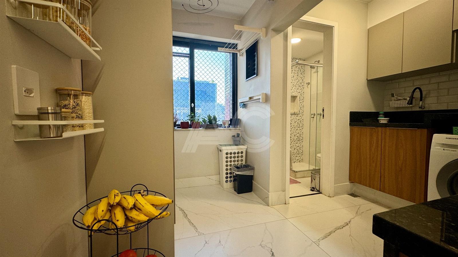 Apartamento à venda com 4 quartos, 139m² - Foto 27