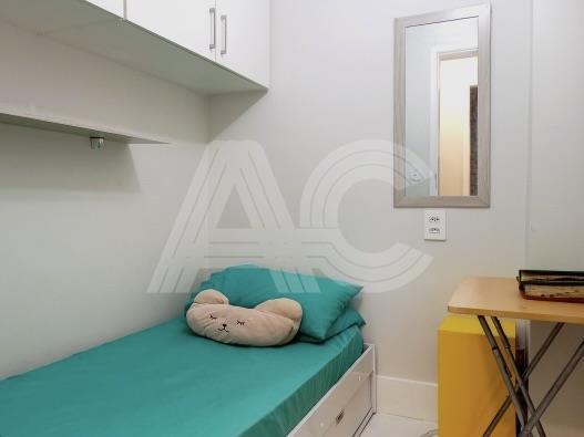 Apartamento à venda com 4 quartos, 139m² - Foto 30