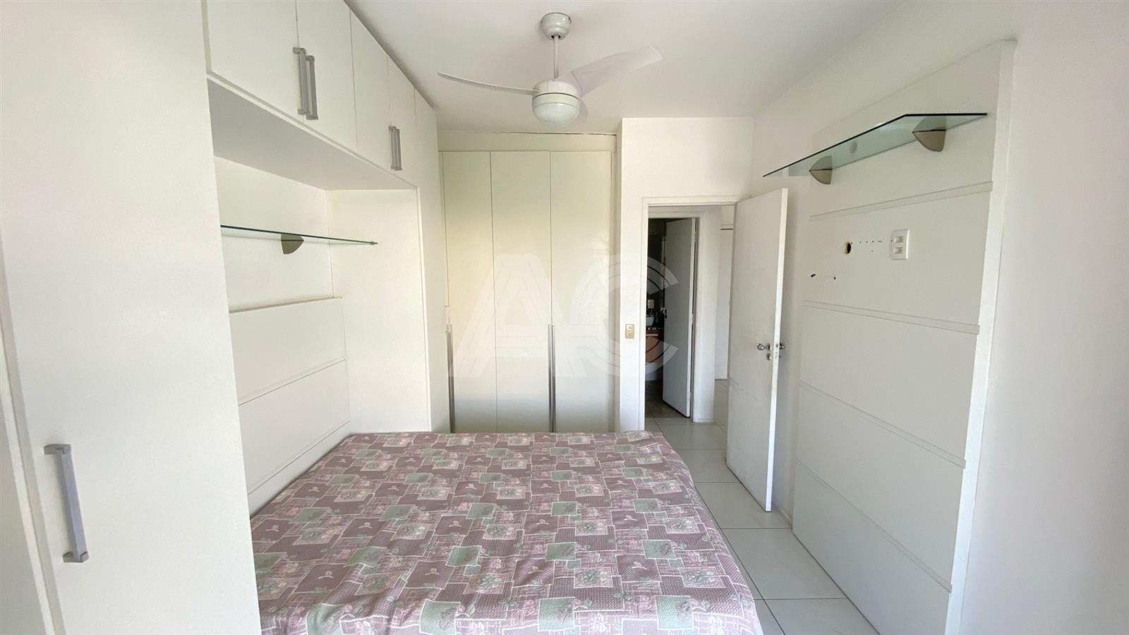 Apartamento à venda com 1 quarto, 60m² - Foto 16