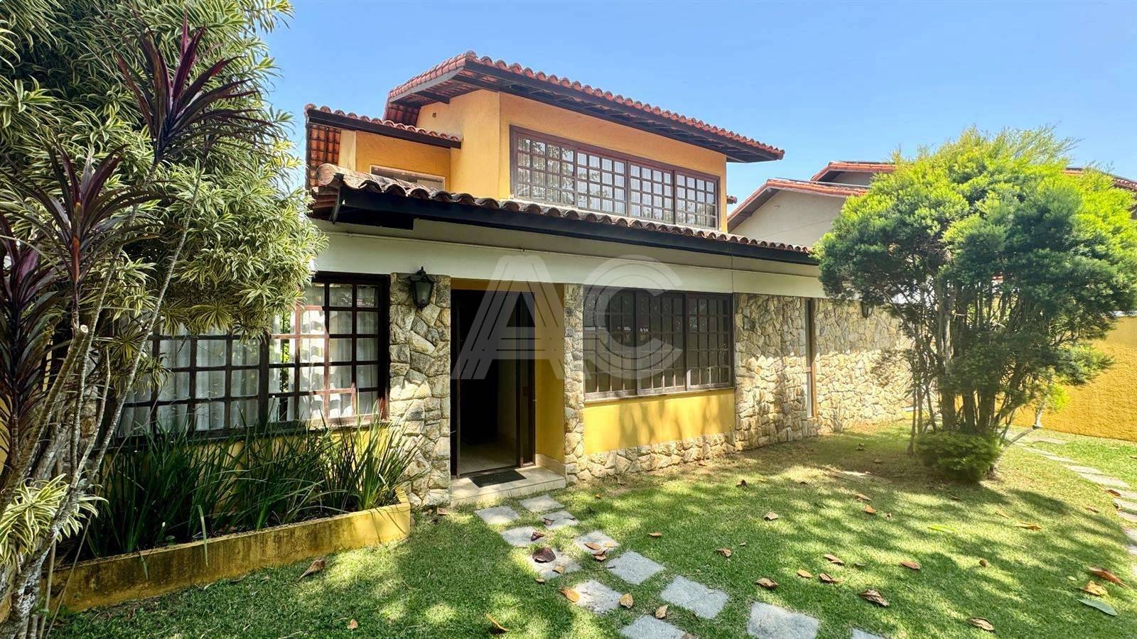 Casa de Condomínio à venda com 4 quartos, 350m² - Foto 1