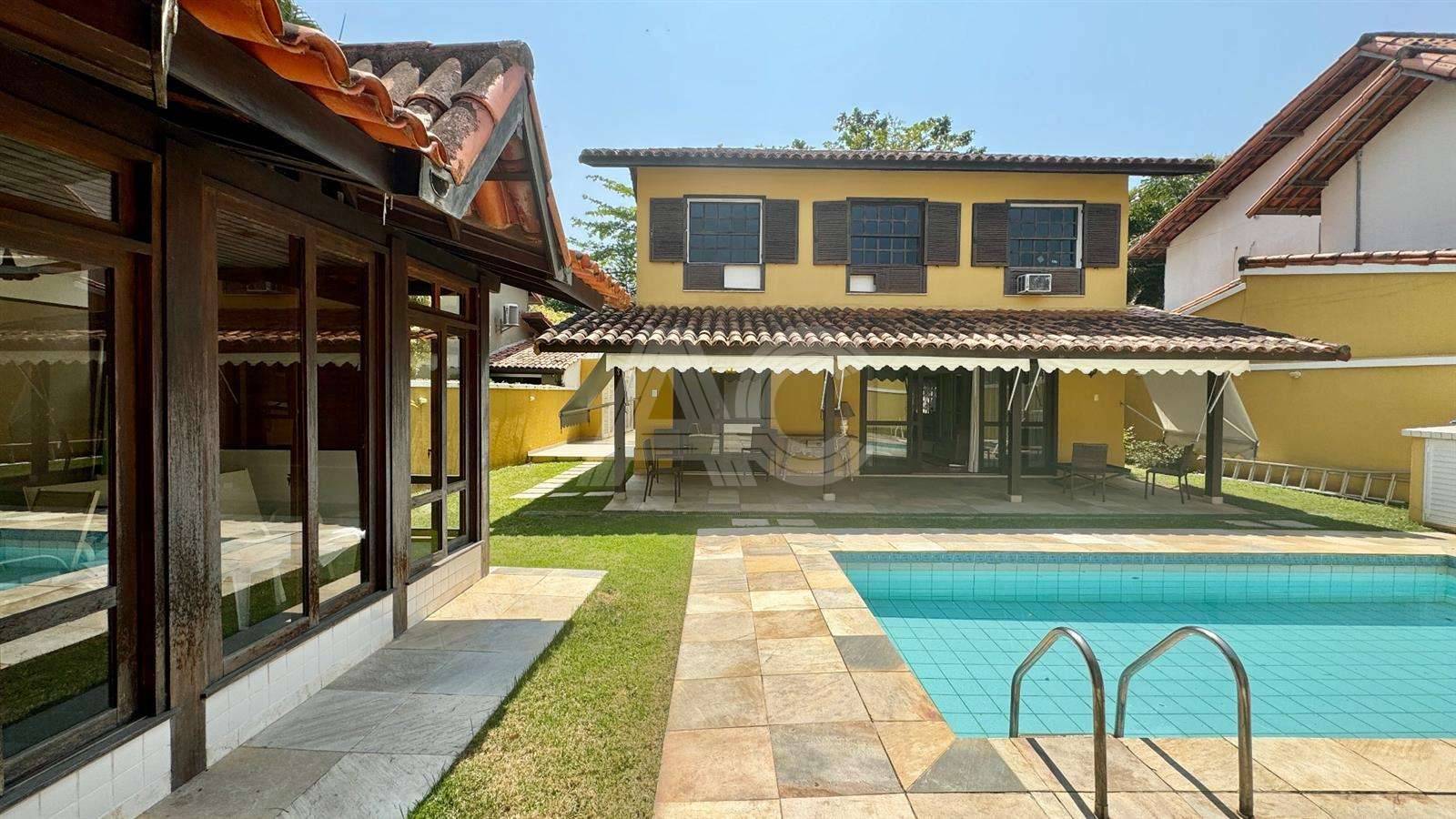 Casa de Condomínio à venda com 4 quartos, 350m² - Foto 17