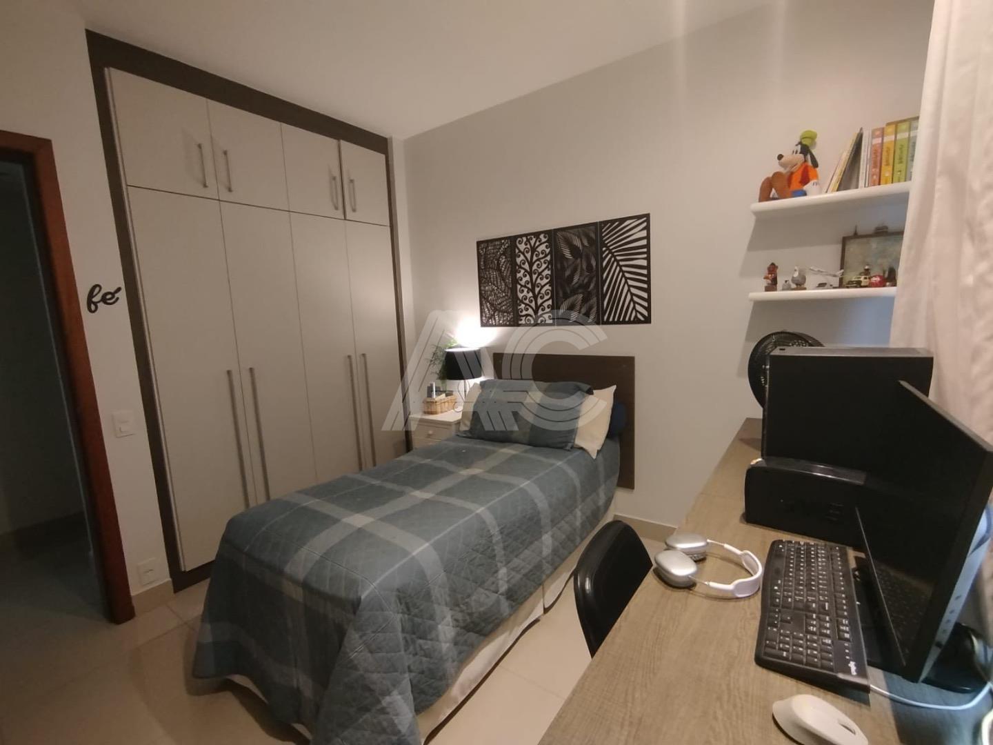 Apartamento à venda com 4 quartos, 161m² - Foto 12