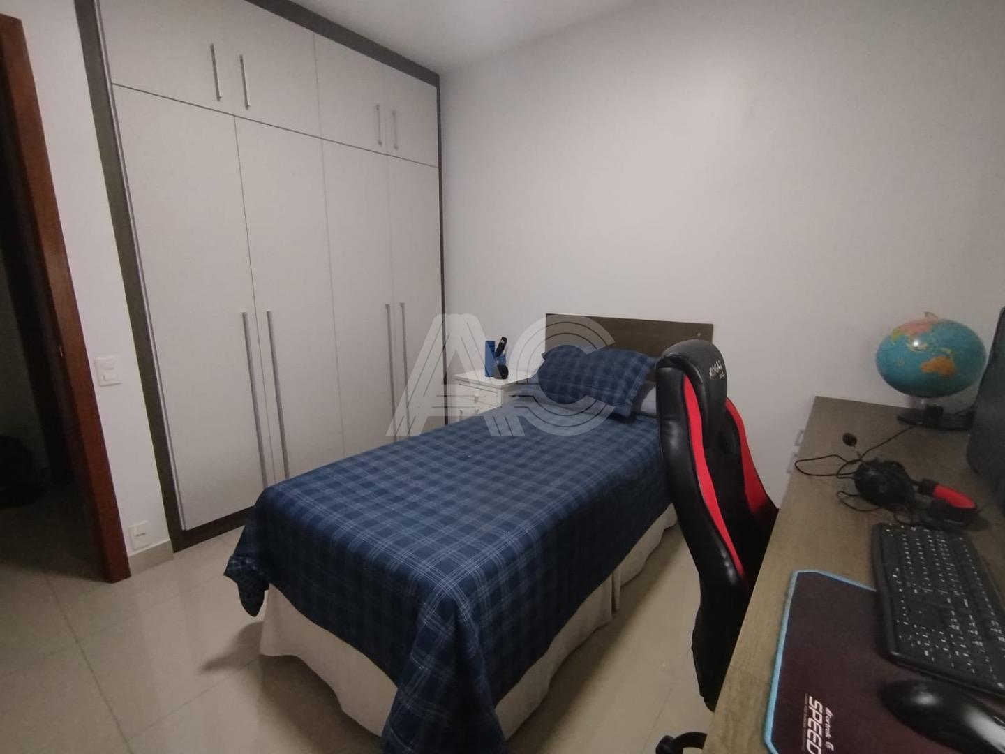 Apartamento à venda com 4 quartos, 161m² - Foto 17