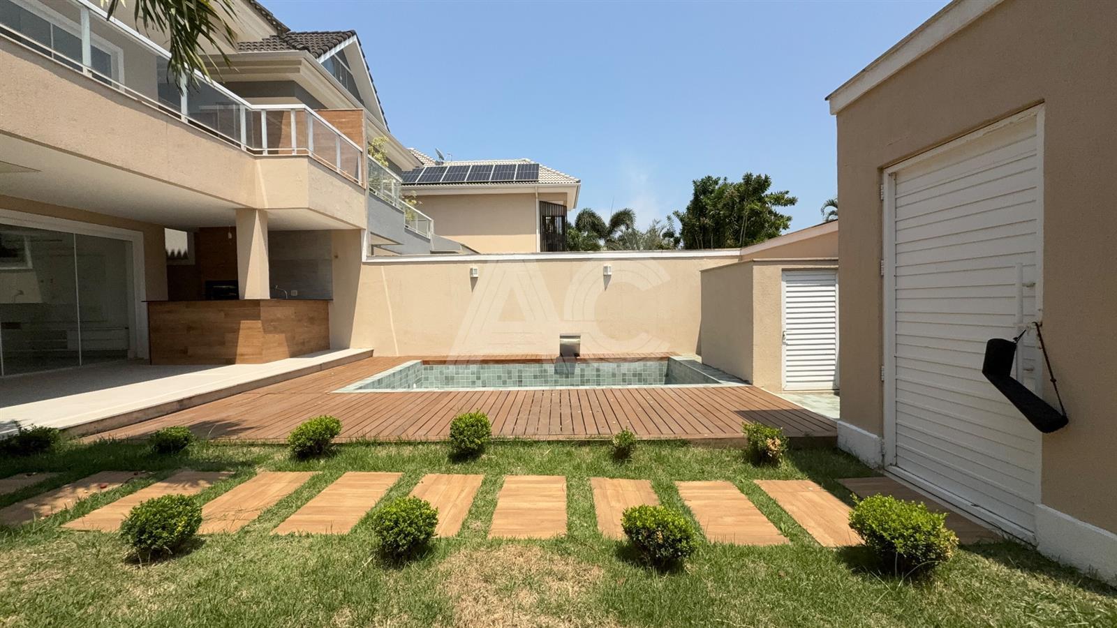 Casa de Condomínio à venda com 5 quartos, 310m² - Foto 6