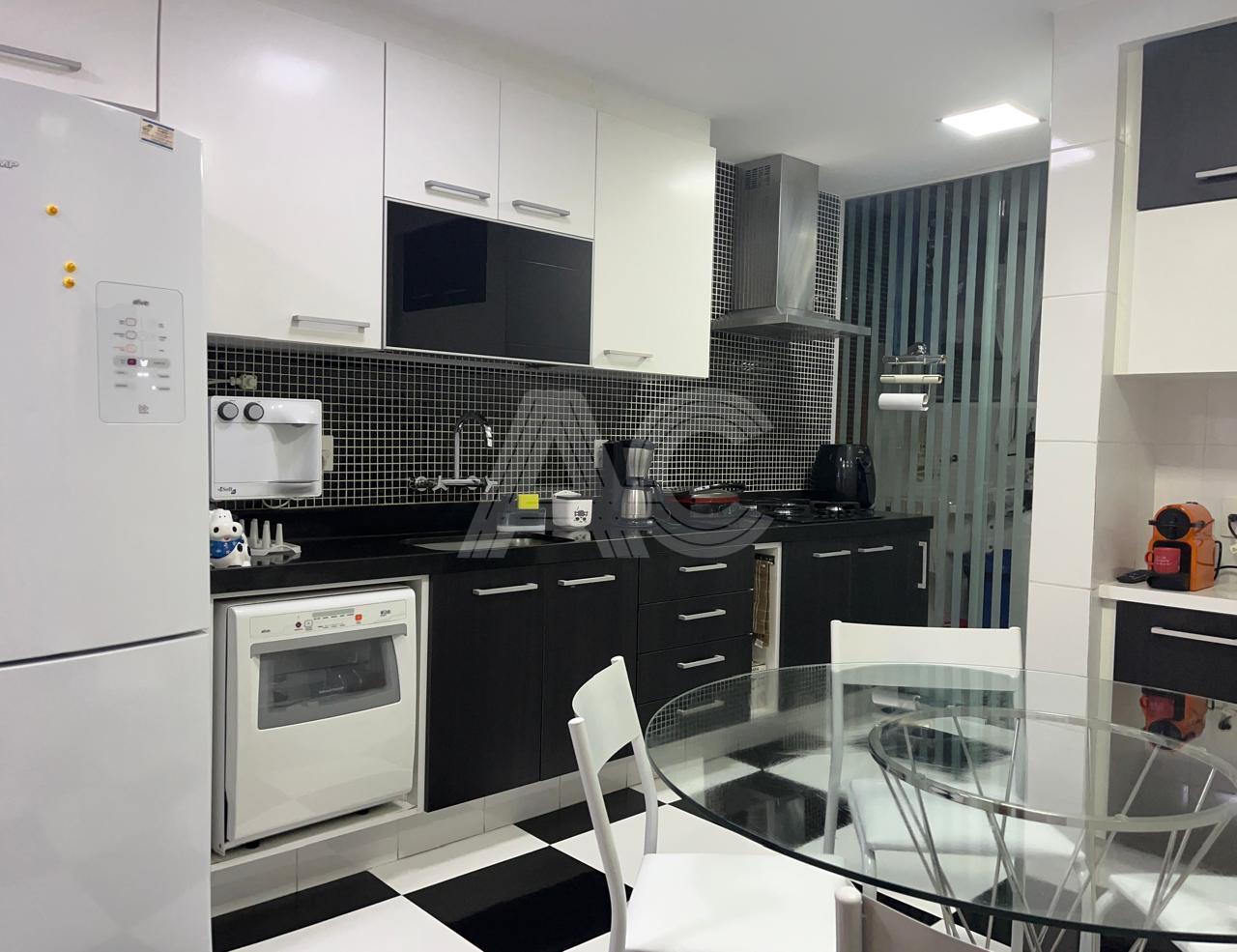 Apartamento à venda com 4 quartos, 161m² - Foto 20