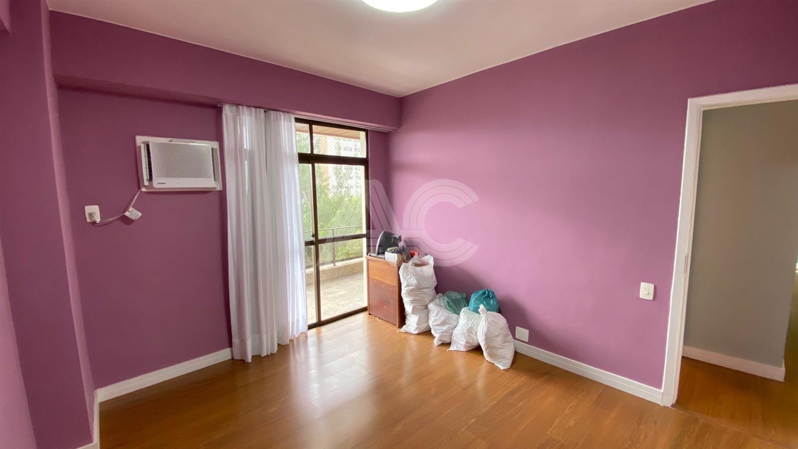 Apartamento à venda com 4 quartos, 145m² - Foto 19