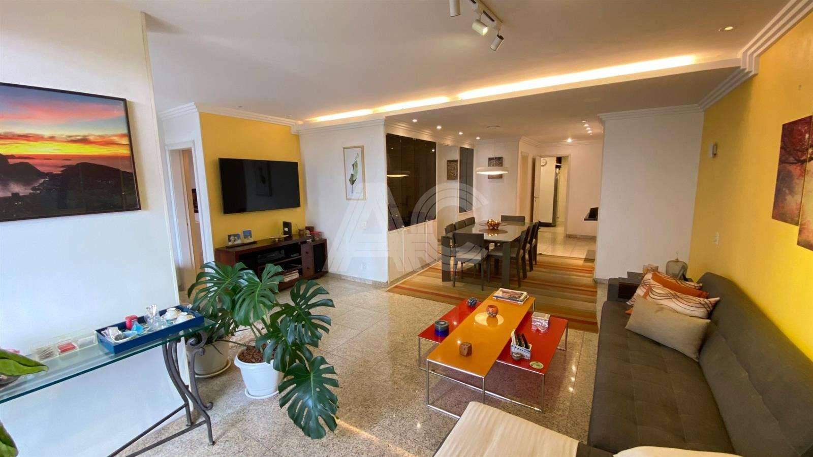 Apartamento à venda com 4 quartos, 145m² - Foto 10