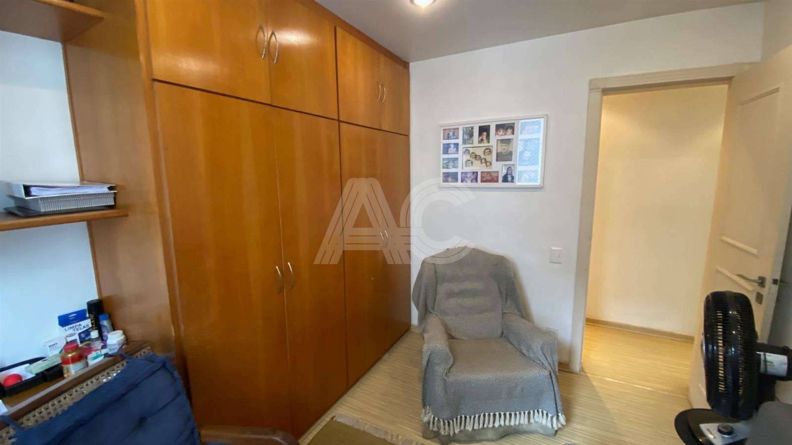 Apartamento à venda com 4 quartos, 145m² - Foto 25