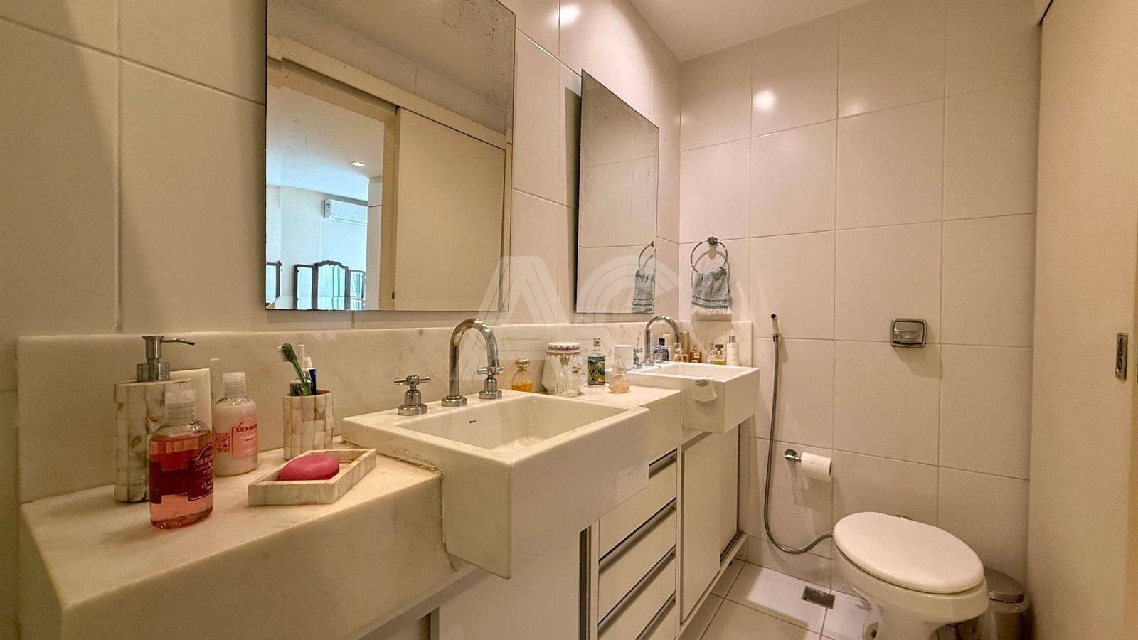 Apartamento à venda com 3 quartos, 166m² - Foto 20