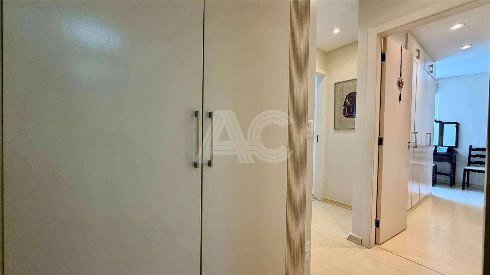 Apartamento à venda com 3 quartos, 166m² - Foto 15