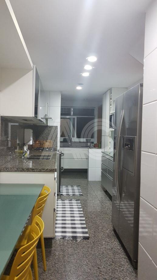 Cobertura à venda com 4 quartos, 264m² - Foto 18