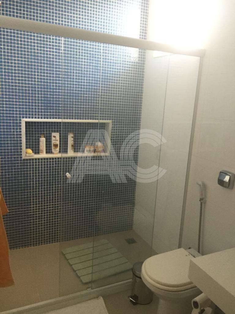 Casa de Condomínio à venda com 4 quartos, 640m² - Foto 37